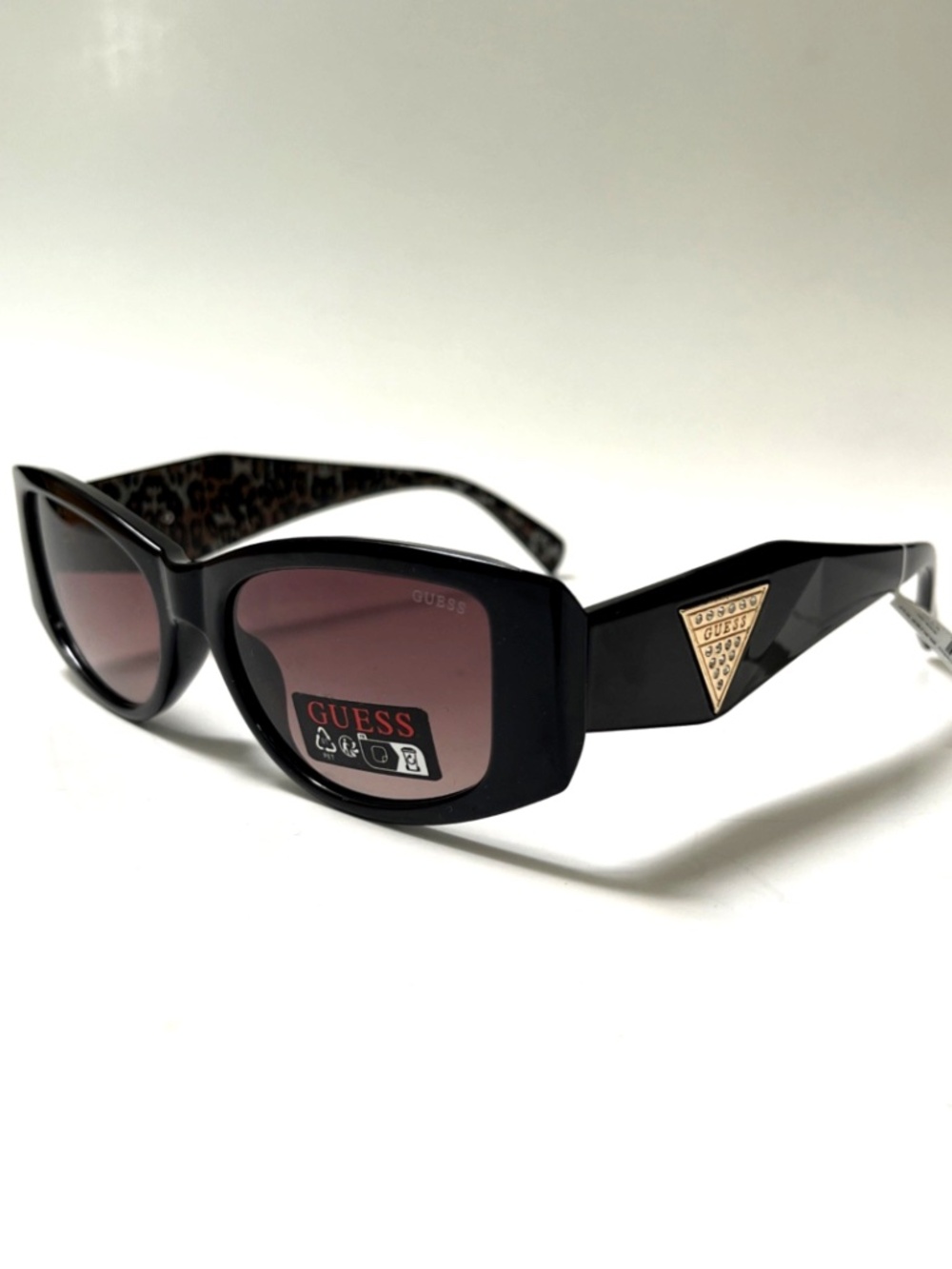 New GUESS Slim Geo Sunglasses GO00086 Acetate Black Gold Logo Rhinestone
